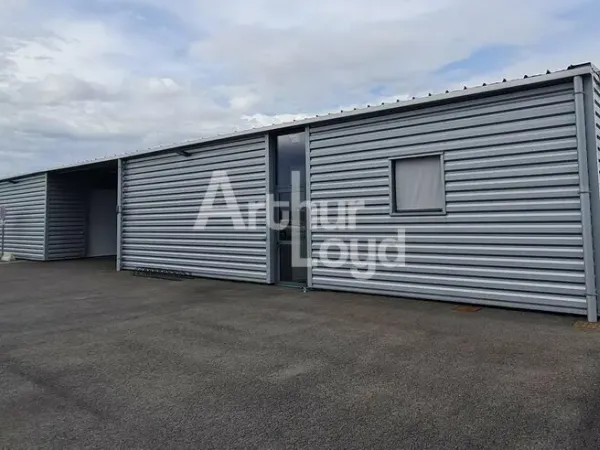 LOCAL D'ACTIVITE A VENDRE