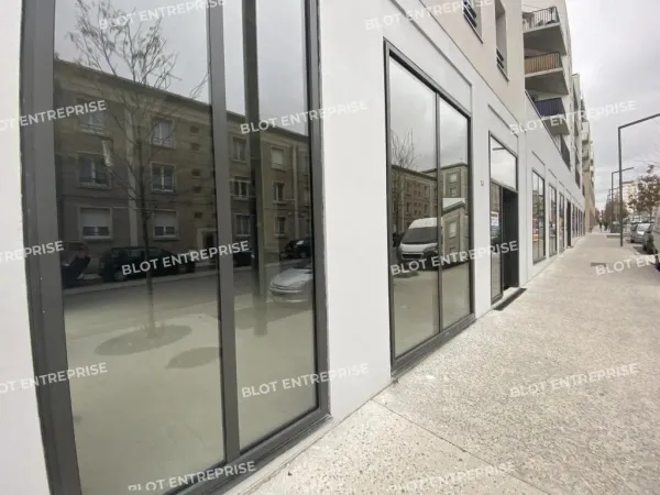 À VENDRE - LOCAL COMMERCIAL 228 m² - LORIENT