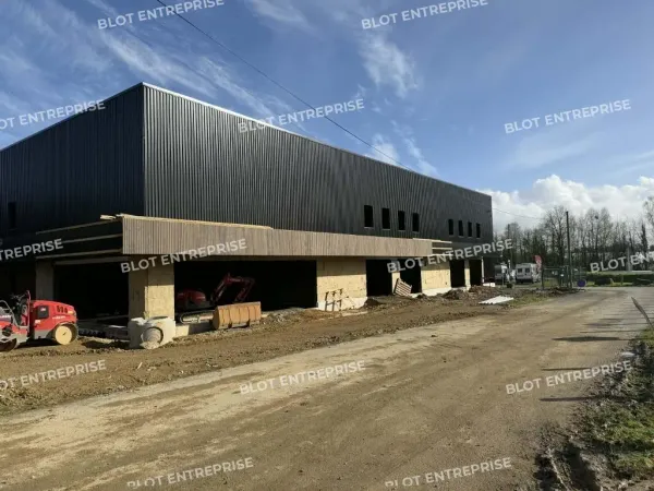 À VENDRE - CELLULE NEUVE 200 M² - LA MEZIERE