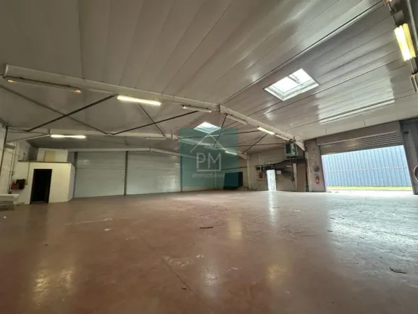 ROYE (80700) LOCAL COMMERCIAL 415m2