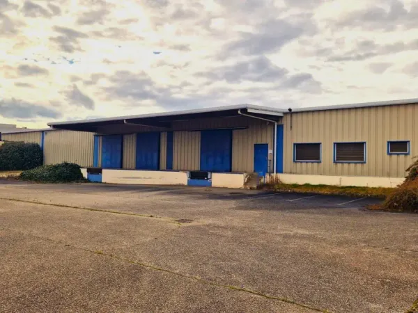 Locaux d'activité à vendre à Saint-Quentin-Fallavier - 38070 - Quais - Site indépendant et clos