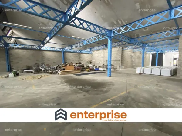 OPPORTUNITÉ À VENDRE - SAINT-QUENTIN - ACTIVITÉS - 8.000 M2 DIVISIBLES