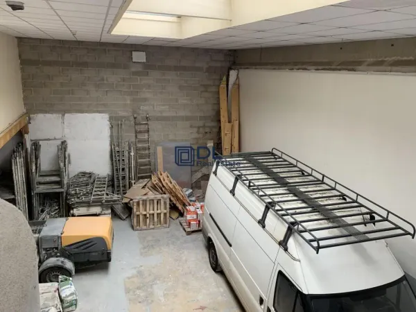 Entrepôt à vendre - 400 m² - Moissy-Cramayel (77) Activit