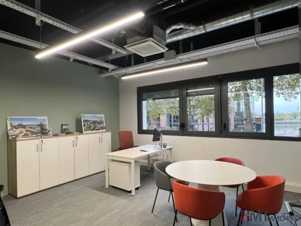À LOUER BUREAUX NEUF AVEC PARKINGS - QUARTIER LUCILINE ROUEN