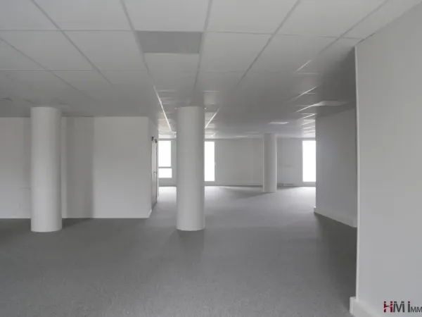 Bureaux emplacement n° 1