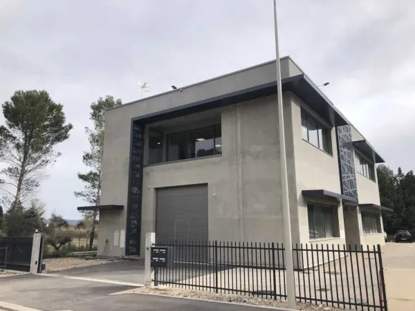 BUREAUX ATYPIQUES A LOUER - GARDANNE