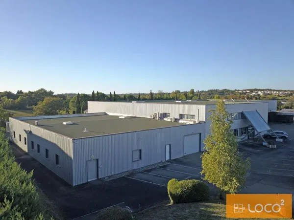Local d'activité de 1 632 m²