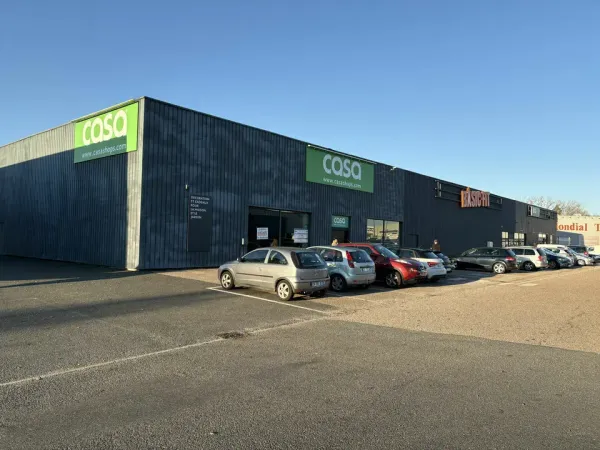LOCAL COMMERCIAL A LOUER