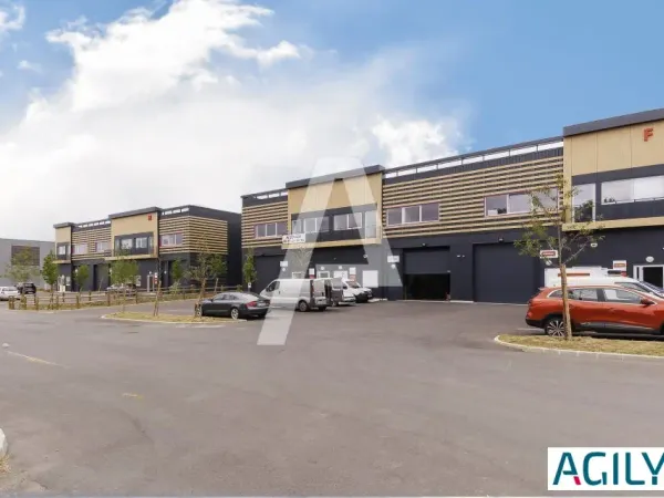 A LOUER : locaux neufs à usage mixtes activités / bureaux / entrepôts / stockage- GREEN TECH