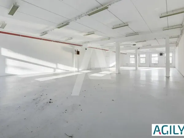 Territoire Paris-Saclay - CourtaboeufLocaux idéal PME - PMI - Laboratoires -petit stockageAu pied de
