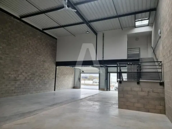 A LOUER : Surface rare en Essonne - Idéal TPE / PME / Artisans InvestisseursCertification environnem