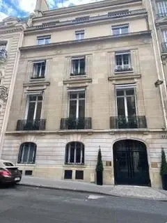 Bureaux à louer de 625,50m2
