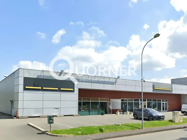 A LOUER cellule commerciale 476 m2 / AUDINCOURT (25)
