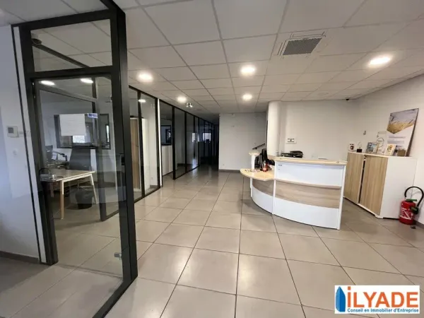 BUREAUX A VENDRE