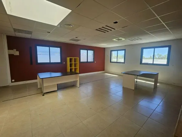 BUREAUX A VENDRE