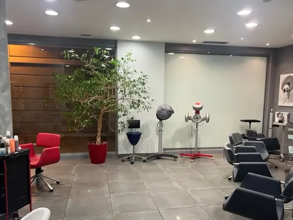 Dpt Savoie (73), à vendre AIX LES BAINS centre, Local commercial 65 m²