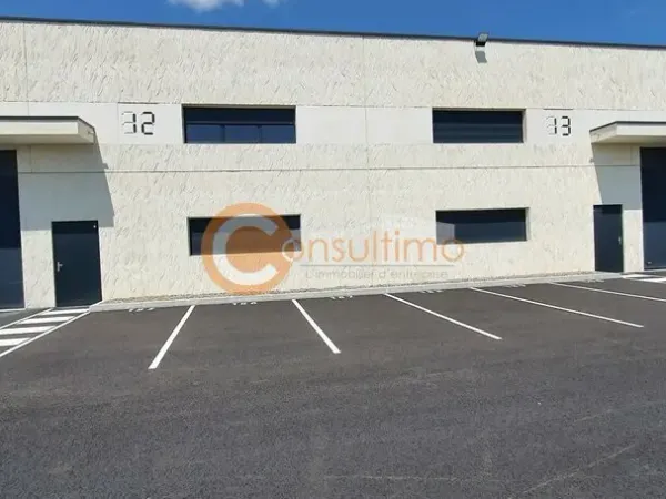 LOCAL D'ACTIVITE A VENDRE