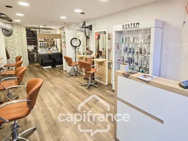 Fonds de commerce de Coiffure mixte à vendre CHALON SUR SAONE (71)