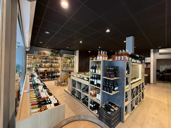Fonds de commerce à vendre (76) CAVE, VINS, SPIRITUEUX