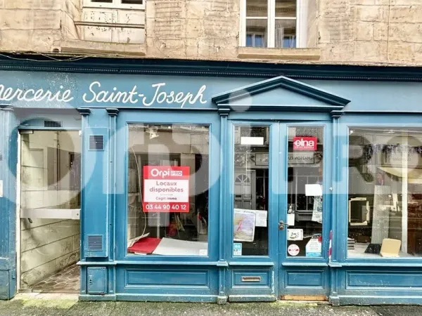 LOCAL COMMERCIAL A LOUER