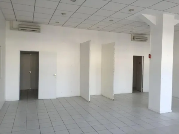 A LOUER, Location Local Commercial