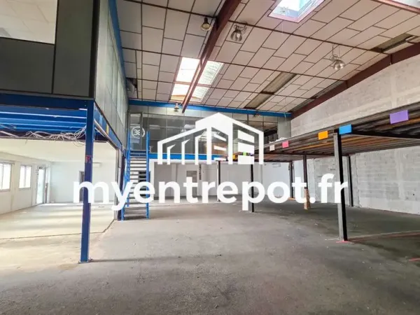 ENTREPÔT AVEC BUREAUX