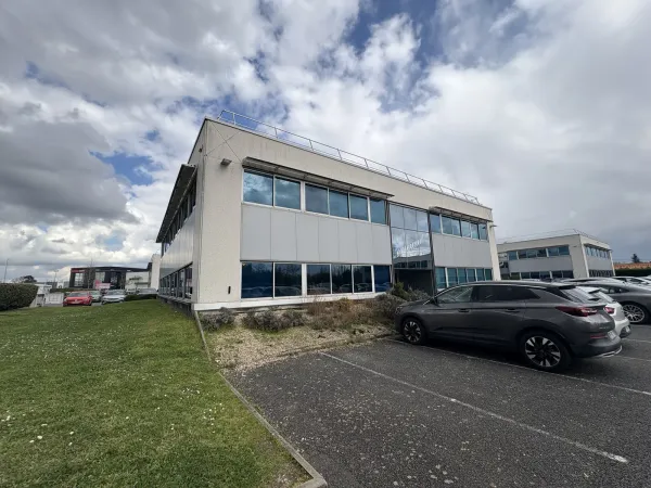 Bureaux 103 m² Mérignac
