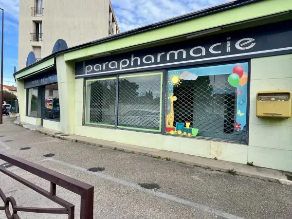 LOCAL COMMERCIAL A LOUER