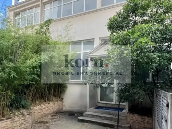 Local commercial de 730 m² LEVALLOIS PERRET