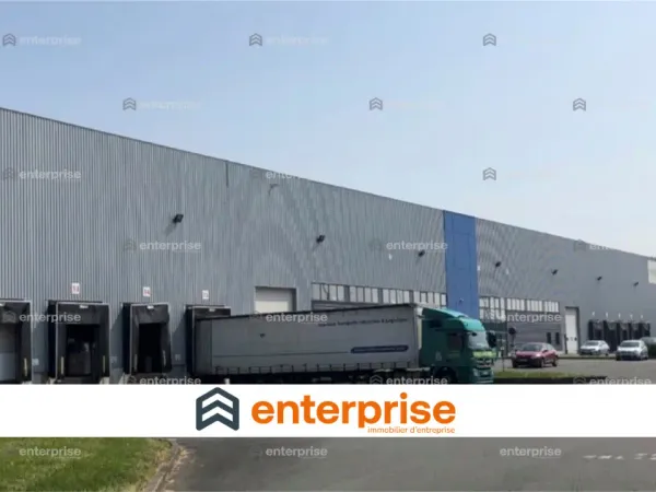 À LOUER - ENTREPÔT LOGISTIQUE - 12 000 M2 - PROXIMITÉ AUTOROUTE A 21
