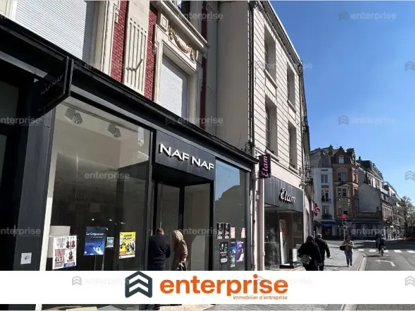 À LOUER - LOCAL COMMERCIAL 140 M² - HYPER-CENTRE D'ARRAS
