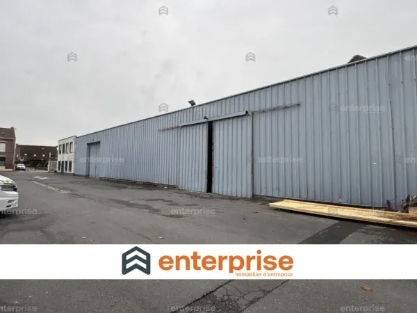 A LOUER - ACTIVITÉS - 800M2 DIVISIBLES - WASQUEHAL CENTRE