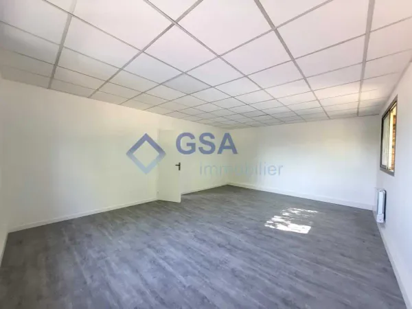 Location Bureau Lisses 91090