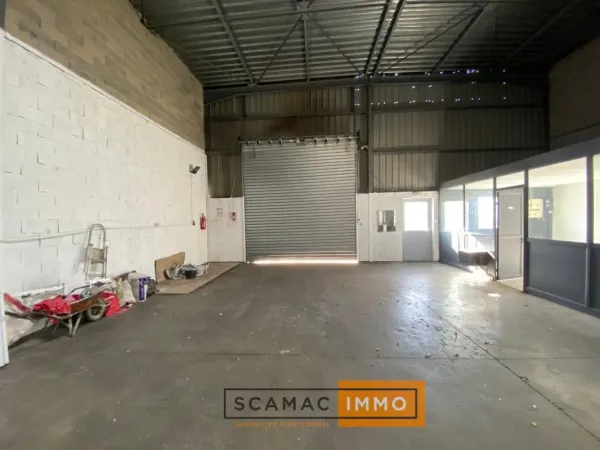 Local d'activités de 364m²