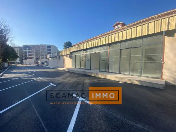 Local commercial de 65m²