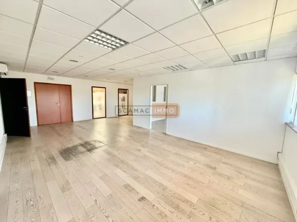 Bureau de 95m²