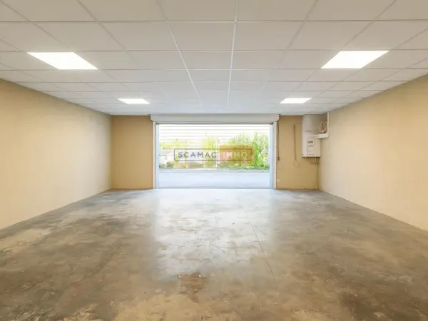 Local d'activités de 200m²