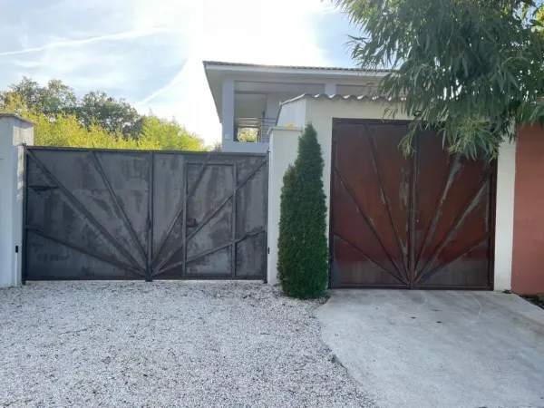 Local d'activités de 341m² 