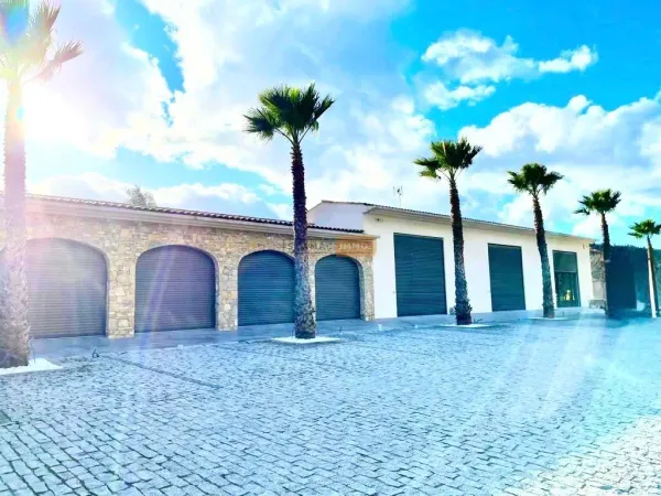Local commercial de 268m²