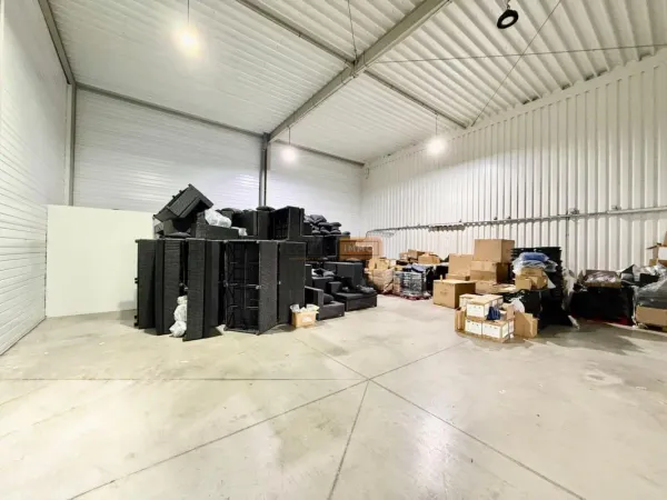 Entrepôt de 270m²