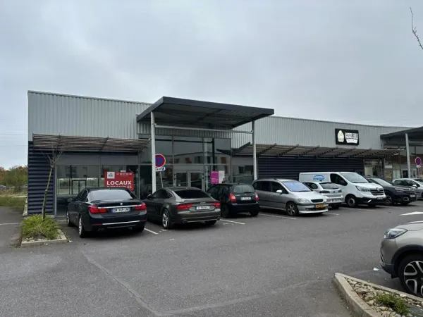 Local commercial A LOUER