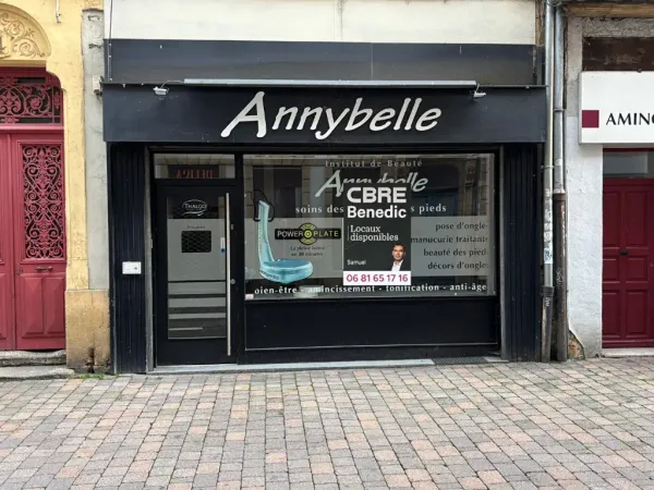 Local commercial A LOUER