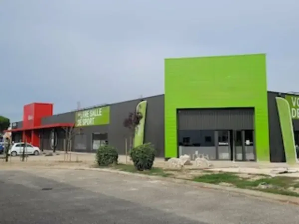 LOCAL COMMERCIAL A VENDRE