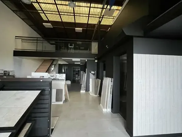 LOCAL COMMERCIAL A LOUER