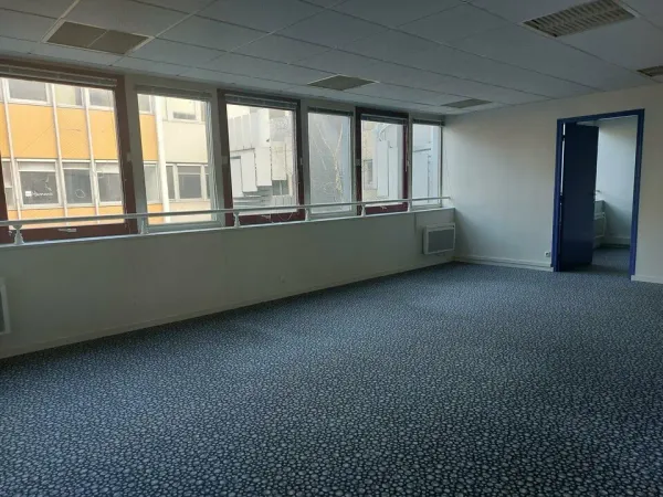 A VENDRE A LOUER PLATEAU DE BUREAU GALAXIE RENNES LONGCHAMPS