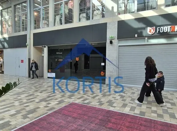 LOCAL COMMERCIAL A LOUER