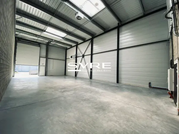 LOCAL D'ACTIVITE A VENDRE