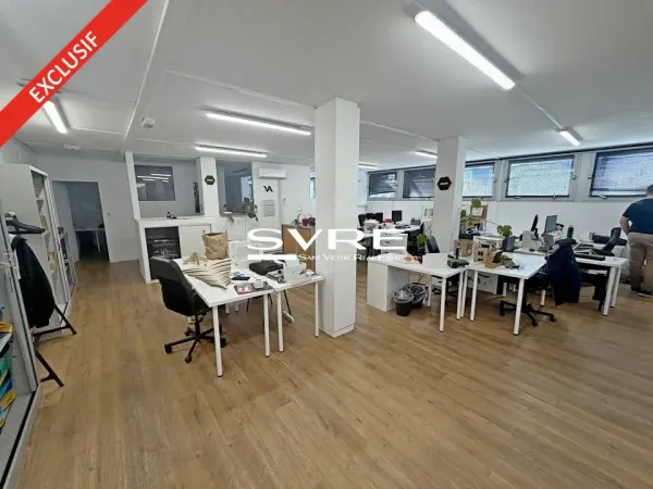 MIXTE ACTIVITES-BUREAUX A LOUER