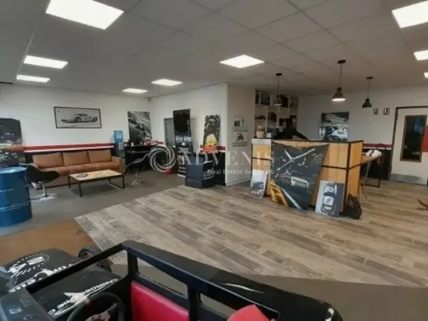 LOCAL D'ACTIVITÉ A LOUER