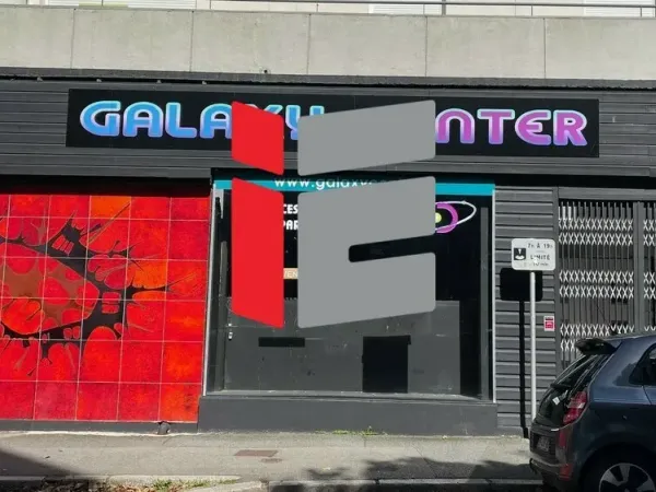 LOCAL COMMERCIAL A VENDRE